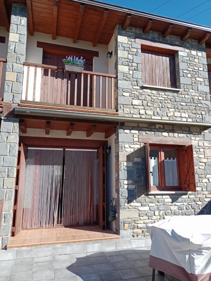 Pico La Selva Apartment Villanua Exterior photo